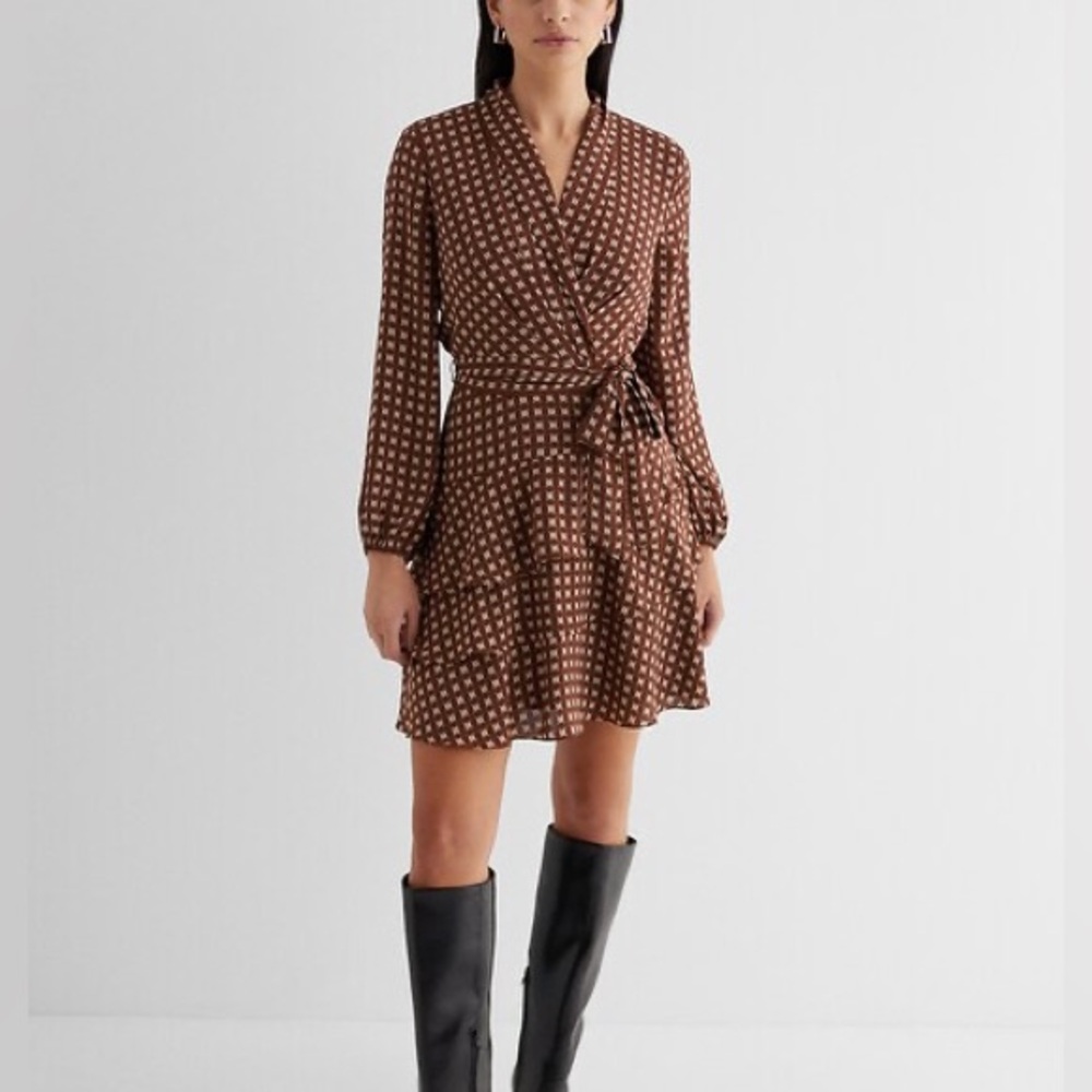 NWT Chocolate Brown Printed Collared Long Sleeve Tie Waist Tiered Mini Dress - Picture 4 of 12